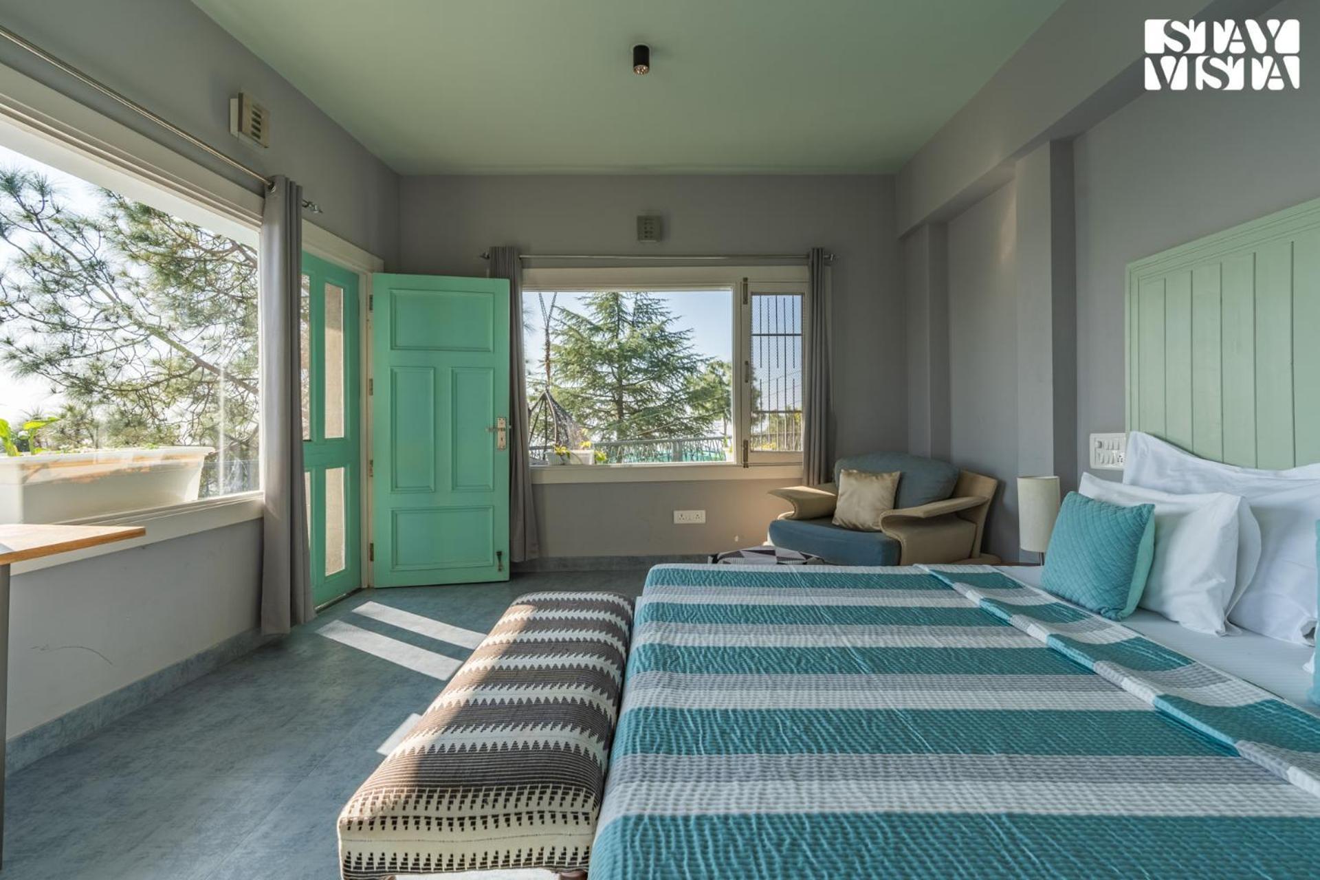 Stayvista At Serene With Outdoor Bonfire Barog Buitenkant foto